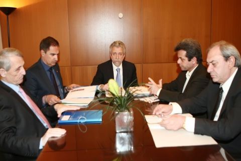Η ενημέρωση της UEFA για τη συνάντηση Πλατινί-Κοντονή