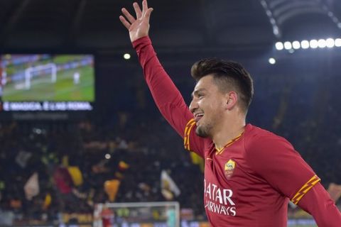 Roma's Cengiz Under celebrates after scoring his side's first goal during the Italian Serie A soccer match between Roma and Lecce at the Olympic stadium in Rome, Sunday, Feb. 23, 2020.  (Fabio Rossi/LaPresse via AP)