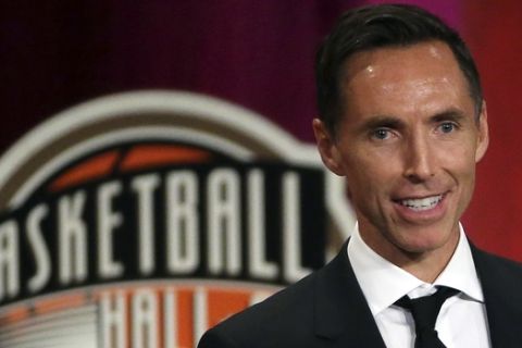 Steve Nash speaks during induction ceremonies at the Basketball Hall of Fame, Friday, Sept. 7, 2018, in Springfield, Mass. (AP Photo/Elise Amendola)