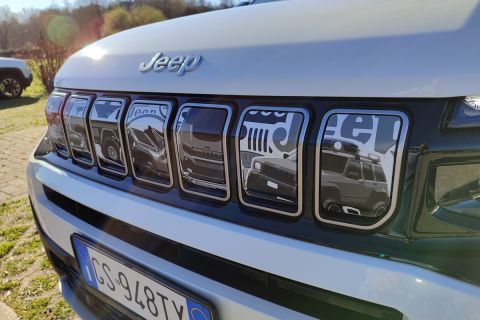 Jeep Avenger Hybrid Milan