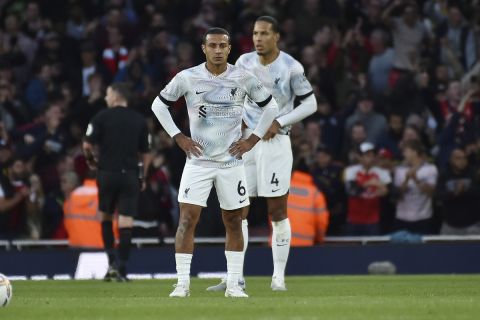 Οι Τιάγκο και Βίρτζιλ Φαν Ντάικ σε ματς της Λίβερπουλ κόντρα στην Άρσεναλ στην Premier League | 9 Οκτωβρίου 2022