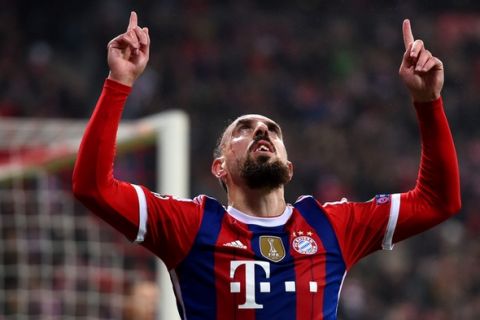 MUNICH, GERMANY - NOVEMBER 05:  Franck Ribery of Bayern Muenchen celebrates as he scores their first goal during the UEFA Champions League Group E match between FC Bayern Munchen and AS Roma at Allianz Arena on November 5, 2014 in Munich, Germany.  (Photo by Matthias Hangst/Bongarts/Getty Images)