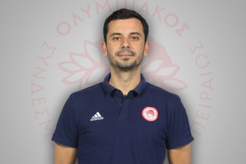 Ο τεχνικός του Ολυμπιακού στο χάντμπολ, Γιώργος Καρασαββίδης