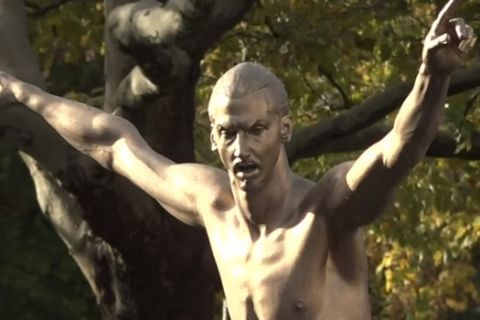 Η φοβερή ατάκα του Ιμπραχίμοβιτς για το άγαλμα στη Σουηδία