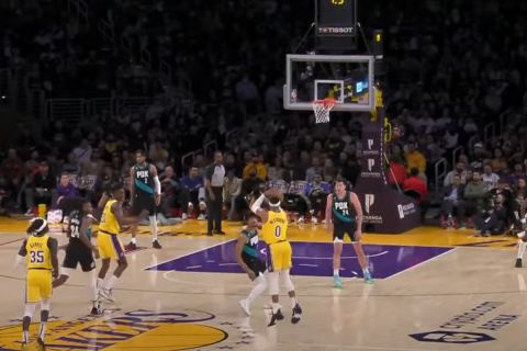 NBA: Ο Ράσελ Γουέστμπρουκ ευστόχησε σε buzzer-beater από το κέντρο και άρχισε να χορεύει
