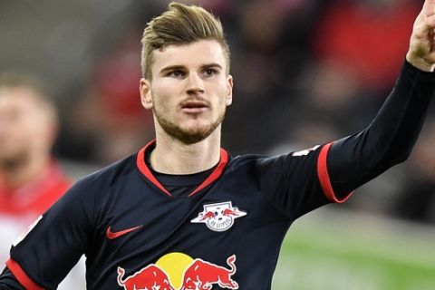 Leipzig's Timo Werner celebrates after scoring a penalty during the German Bundesliga soccer match between Fortuna Duesseldorf and RB Leipzig in Duesseldorf, Germany, Saturday, Dec. 14, 2019. (AP Photo/Martin Meissner)
