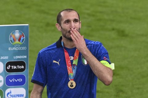 Ο Τζόρτζιο Κιελίνι με τη φανέλα της εθνικής Ιταλίας στον τελικό του Euro 2020 κόντρα στην Αγγλία | 11 Ιουλίου 2021