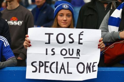 LONDON, ENGLAND - DECEMBER 19: A Chelsea fan holds a banner to support Jose Mourinho prior to the Barclays Premier League match between Chelsea and Sunderland at Stamford Bridge on December 19, 2015 in London, England.  (Photo by Clive Mason/Getty Images)