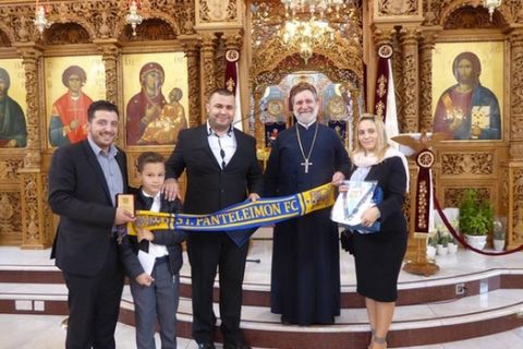 Ομάδα ποδοσφαίρου από Έλληνα ιερέα ιδρύθηκε στην Αγγλία