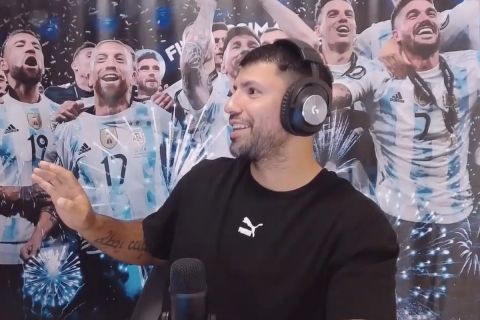 Μουντιάλ 2022, Αργεντινή: Ο Ντε Πολ φίλησε τους Μέσι και Γκόμες σε live σύνδεση με τον Αγκουέρο