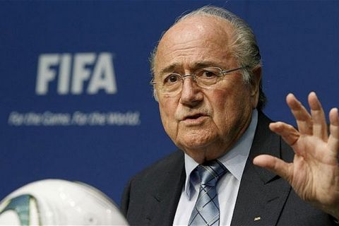 "Επιτροπή σοφών" στη FIFA
