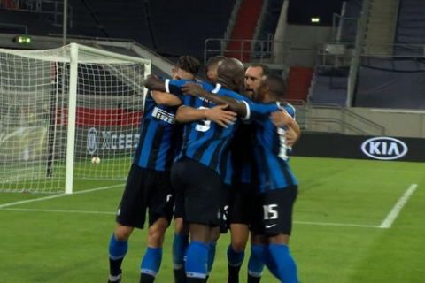 Ίντερ - Σαχτάρ: Ο Ντ' Αμπρόζιο με νέα κεφαλιά έκανε το 2-0