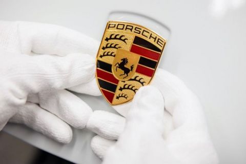 Μπόνους 9.000 ευρώ δίνει η Porsche σε κάθε εργαζόμενο!
