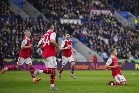 Οι παίκτες της Άρσεναλ πανηγυρίζουν γκολ που σημείωσαν κόντρα στη Λέστερ για την Premier League 2022-2023 στο "Κινγκ Πάουερ", Λέστερ | Σάββατο 25 Φεβρουαρίου 2023