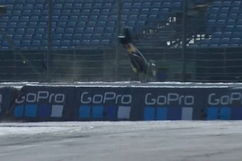 Το ατύχημα του Φόλγκερ στο warm up του Moto GP