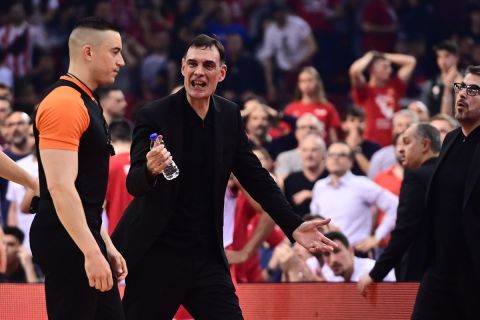Η EuroLeague παραδέχθηκε διαιτητικό λάθος στο Ολυμπιακός - Μπαρτσελόνα, όχι όμως και στο Μακάμπι - Παναθηναϊκός