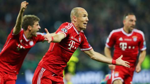 LONDON, ENGLAND - MAY 25:  Arjen Robben of Bayern Muenchen celebrates after scoring a goal during the UEFA Champions League final match between Borussia Dortmund and FC Bayern Muenchen at Wembley Stadium on May 25, 2013 in London, United Kingdom.  (Photo by Alex Livesey/Getty Images)