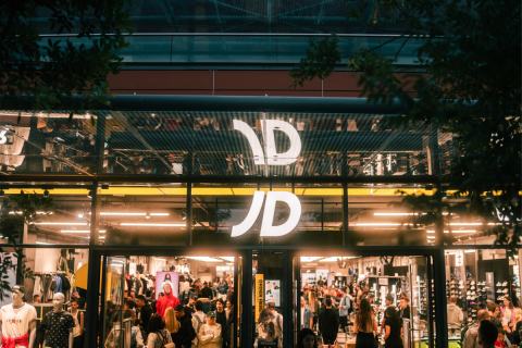 Το πρώτο κατάστημα JD Sports άνοιξε στην Ελλάδα και σε περιμένει