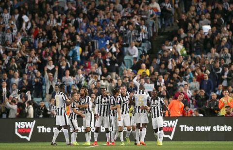 La Juventus festeggia il terzo gol della partita
(AP Photo/Rick Rycroft)