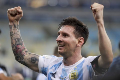 Ο Λιονέλ Μέσι πανηγυρίζει την κατάκτηση του Copa America με την εθνική Αργεντινής | 10 Ιουλίου 2021