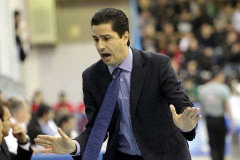 Σφαιρόπουλος: "Tιμή για τους Έλληνες προπονητές"