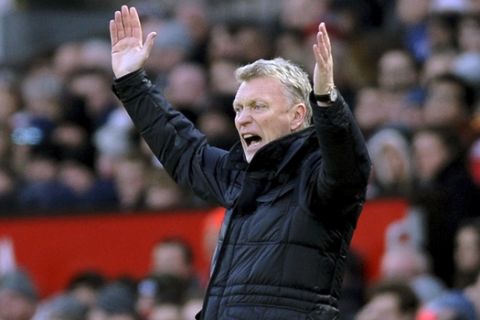 FILE - In this file photo dated Monday, Dec. 26, 2016, Sunderland manager David Moyes reacts during the English Premier League soccer match between Manchester United and Sunderland at Old Trafford in Manchester, England. Sunderland manager David Moyes has resigned after the team's relegation from the English Premier League. The former Manchester United coach announced his decision at a meeting with the club hierarchy in London on Monday, May 22, 2017. (AP Photo/Rui Vieira, File)