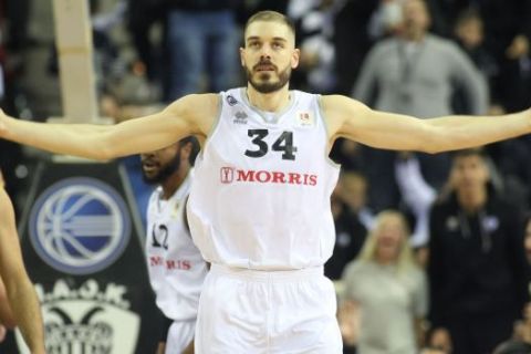 Σαρικόπουλος στο Sport24.gr: "Κι αν οι παίκτες δεν αγωνιστούν του χρόνου;"