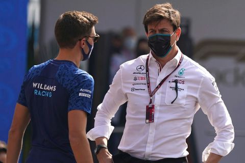 Βολφ: "Η αποχώρηση του Χάμιλτον θα ήταν καταγγελία για τη F1"