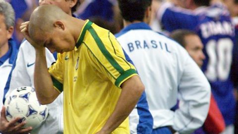 SAINT-DENIS, :  Brazilian forward Ronaldo looks dejected 12 July at the Stade de France in Saint-Denis, near Paris, after the 1998 Soccer World Cup final matchvs Brazil. France won the title for the first time beating Brazil 3-0. (ELECTRONIC IMAGE) AFP PHOTO ANTONIO SCORZA (Photo credit should read ANTONIO SCORZA/AFP/Getty Images)