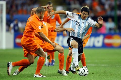 Juan Roman Riquelme - Argentine /Hollande PaysBas- 21.06.2006 -Coupe du Monde 2006 - CM 2006 - Foot Football - largeur action