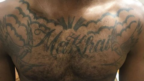 Ο Λάκι Τζόουνς και τα τατουάζ για την οικογένειά του