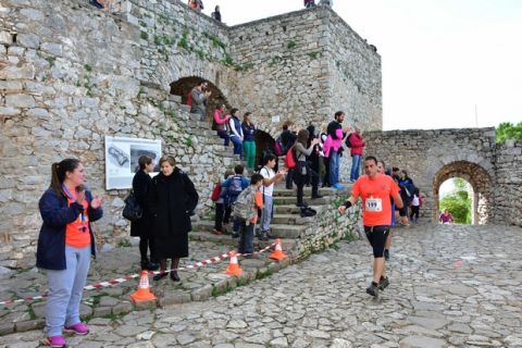 Τρέχοντας στο Κάστρο του Ναυπλίου– Nafplio Castle Run