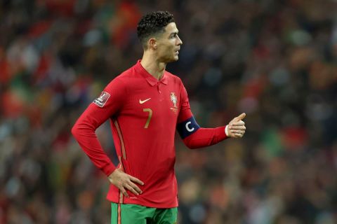 Ο Κριστιάνο Ρονάλντο της Πορτογαλίας σε στιγμιότυπο της αναμέτρησης με τη Βόρεια Μακεδονία στα μπαράζ του Παγκοσμίου Κυπέλλου 2022 στο "Ντραγκάο", Πόρτο | Τρίτη 29 Μαρτίου 2022