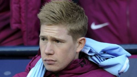 Manchester City's Kevin De Bruyne on the bench during the English FA Cup Third Round soccer match between Manchester City and Burnley at Etihad stadium in Manchester, England, Saturday, Jan. 6, 2018. (AP Photo/Rui Vieira)