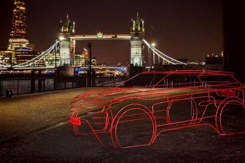 Ξάφνιασε το Λονδίνο το νέο Range Rover Evoque από σύρμα