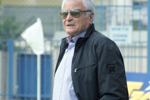 Γιδόπουλος: "Μην πετροβολείτε τον Κετσπάγια"