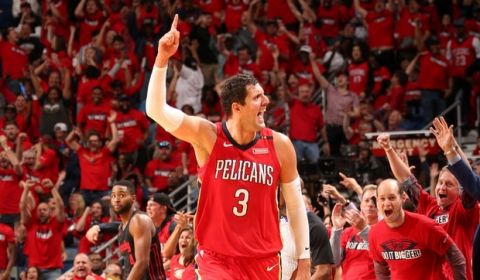 NEW ORLEANS, LA - APRIL 19:  Nikola Mirotic #3 of the New Orleans Pelicans reacts to a play and acknowledges the crowd during the game against the Portland Trail Blazers in Game Three of Round One of the 2018 NBA Playoffs on April 19, 2018 at Smoothie King Center in New Orleans, Louisiana. NOTE TO USER: User expressly acknowledges and agrees that, by downloading and or using this Photograph, user is consenting to the terms and conditions of the Getty Images License Agreement. Mandatory Copyright Notice: Copyright 2018 NBAE (Photo by Layne Murdoch/NBAE via Getty Images)