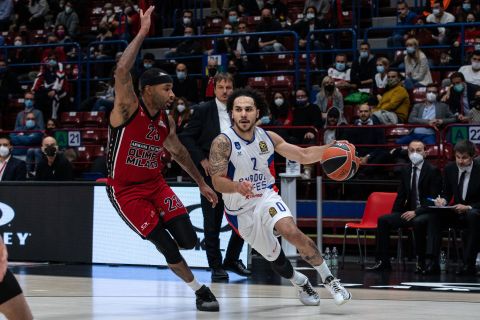 EuroLeague: Ξεκίνημα στα playoffs με Αρμάνι Μιλάνο - Αναντολού Εφές και Μπαρτσελόνα - Μπάγερν