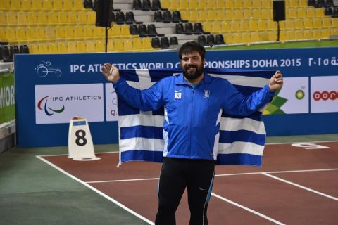 Ασημένιο μετάλλιο ο Σενικίδης στη σφαιροβολία F20
