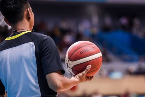 Νέοι κανονισμοί από τη FIBA: Κόκκινες και κίτρινες κάρτες αντί για τεχνικές ποινές και αντιαθλητικά φάουλ