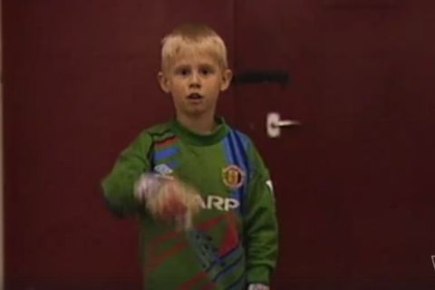 ΚΑΤΑΠΛΗΚΤΙΚΟ βίντεο με τον 7χρονο Κάσπερ Σμάιχελ