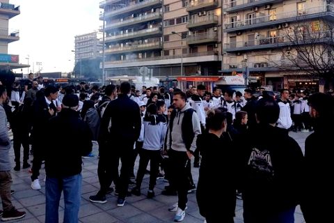 Η συγκέντρωση διαμαρτυρίας των οπαδών του ΠΑΟΚ στην Καμάρα