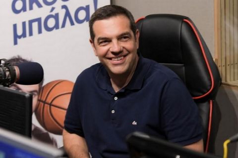 LIVE: Ο Αλέξης Τσίπρας στον Sport24 Radio 103,3