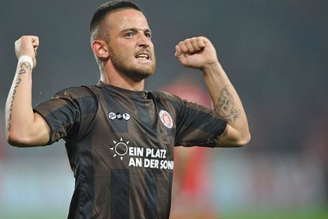 BERLIN, GERMANY - OCTOBER 28:  Deniz Naki of St. Pauli celebrsates scoring his goal during the Second Bundesliga match between 1. FC Union Berlin and FC St. Pauli at Stadion An der Alten Foersterei on October 28, 2011 in Berlin, Germany.  (Photo by Stuart Franklin/Bongarts/Getty Images)