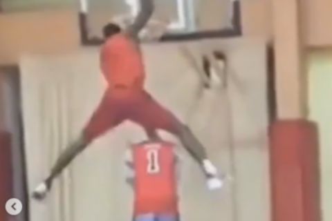 Η FIBA θυμήθηκε το video που έκανε για πρώτη φορά viral τους αδερφούς Αντετοκούνμπο