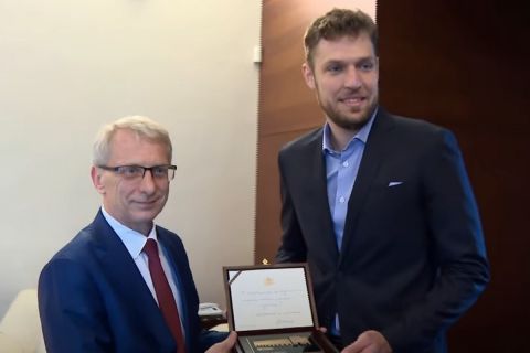 Ο Σάσα Βεζένκοβ βραβεύτηκε από τον Πρωθυπουργό της Βουλγαρίας