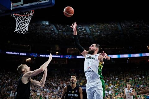 EuroBasket 2022, FIBA: "Πήραμε μέτρα για τα διαιτητικά λάθη, δεν θα ανεχτούμε επιθέσεις στους διαιτητές" 