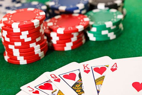 Παίξε πόκερ σε επαγγελματικά στάνταρ
