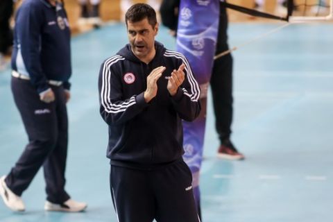 Ο προπονητής του Ολυμπιακού, Δημήτρης Καζάζης