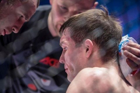 Από τις φυλακές του Πούτιν, πρωταθλητής MMA στα 40